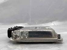 Load image into Gallery viewer, ECU ECM COMPUTER Audi A8 S8 2002 02 2003 03 AUX - NW58905
