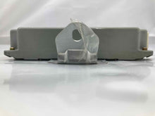 Load image into Gallery viewer, ECU ECM COMPUTER Saab 9-2X 2005 05 Manual - NW62177
