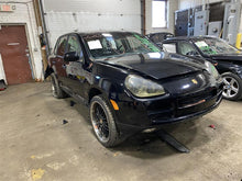 Load image into Gallery viewer, FRONT DOOR GLASS Porsche Cayenne 03 04 05 06 07 08 09 10 Right - 1113723
