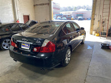 Load image into Gallery viewer, FRONT INTERIOR DOOR TRIM PANEL Infiniti M35 2007 07 - 1114237
