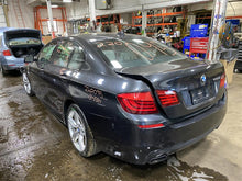 Load image into Gallery viewer, CONVERTIBLE TOP 528i 535i 550i Active 5 M5 11 12 13 14 15 16 - 1115366
