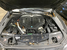 Load image into Gallery viewer, Quarter Panel Cut BMW 528i 535i 550i Active 5 M5 2011-2016 Left - 1115359

