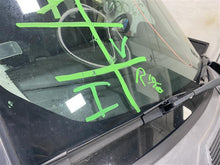 Load image into Gallery viewer, FRONT DOOR Land Rover LR3 LR4 2005 05 2006 06 2007 07 2008 08 2009 09 - 12 Right - 1116330
