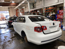 Load image into Gallery viewer, Fuel Filler Door Volkswagen Jetta 2006 06 - 1118222
