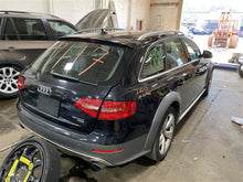 Load image into Gallery viewer, WINDSHIELD WASHER FLUID RESERVOIR BOTTLE A4 Allroad 2009-2015 - 1118273
