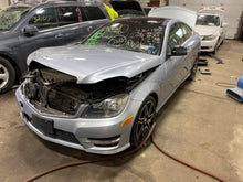 Load image into Gallery viewer, REAR DRIVE SHAFT Mercedes-Benz C250 C300 C350 C63 12 13 14 15 - 1118655
