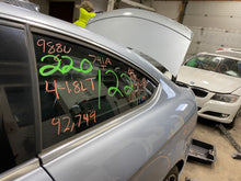 Load image into Gallery viewer, CONSOLE LID Mercedes-Benz C250 C63 2013 13 - 1118699
