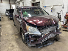 Load image into Gallery viewer, Center Pillar Cut Honda Odyssey 2005 05 2006 06 2007 07 2008 08 2009 09 10 Left - 1121266
