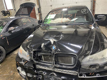 Load image into Gallery viewer, SUSPENSION AIR COMPRESSOR PUMP BMW X5 X5M X6 X6M 2007-2014 - 1120305
