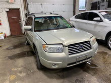 Load image into Gallery viewer, FRONT FENDER Subaru Forester 2006 06 2007 07 2008 08 Left - 1124164
