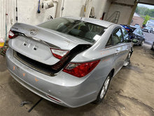 Load image into Gallery viewer, FRONT DOOR GLASS Sonata Sonata Hybrid 11 12 13 14 15 Right - 1124291

