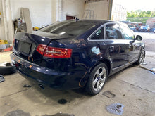 Load image into Gallery viewer, Center Pillar Cut Audi A6 S6 2005 05 2006 06 2007 07 2008 08 2009 09 10 11 Left - 1123022
