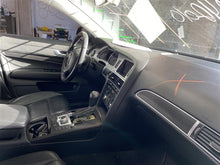 Load image into Gallery viewer, PLASTIC ENGINE COVER Audi A6 2010 10 - 1124689
