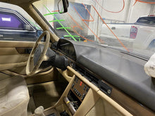 Load image into Gallery viewer, RADIATOR Mercedes 380 420 500 560 1981 81 82 83 - 91 - 1127307
