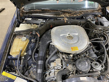 Load image into Gallery viewer, WINDSHIELD WIPER ARM Mercedes-Benz 420 1988 88 - 1127301

