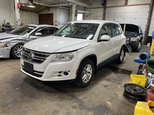 Load image into Gallery viewer, Air Bag Volkswagen Tiguan 2011 11 2012 12 Left - 1123735
