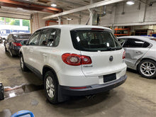 Load image into Gallery viewer, STEERING COLUMN Volkswagen Tiguan 2011 11 2012 12 2013 13 - 1123732
