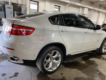 Load image into Gallery viewer, Air Bag BMW X6 X6M 08 09 10 11 12 13 14 Left - 1123504
