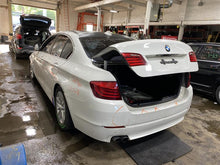 Load image into Gallery viewer, RADIO ANTENNA BMW 528i 2013 13 - 1122586
