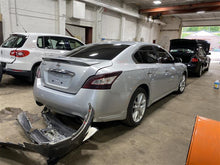 Load image into Gallery viewer, RADIATOR OVERFLOW Nissan Maxima Altima 2007 07 2008 08 09 10 11 12 13 - 1124423
