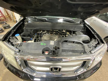 Load image into Gallery viewer, FRONT DRIVER SEAT BELT &amp; RETRACTOR ONLY Honda Pilot 2009-2014 - 1126080
