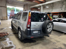 Load image into Gallery viewer, FRONT INTERIOR DOOR TRIM PANEL Honda CRV 2003 03 - 1125738
