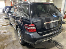 Load image into Gallery viewer, HOOD Mercedes-Benz ML320 ML350 ML500 ML550 ML63 06 07 08 09 - 1127849

