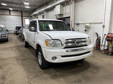 Load image into Gallery viewer, FRONT BUMPER Toyota Tundra 2005 05 2006 06 - 1128041
