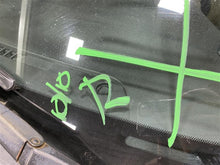 Load image into Gallery viewer, Center Pillar Cut Toyota Highlander 2001 01 2002 02 2003 03 04 05 06 07 Right - 1129062
