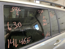 Load image into Gallery viewer, Center Pillar Cut Toyota Highlander 2001 01 2002 02 2003 03 04 05 06 07 Right - 1129062
