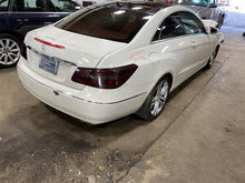 Load image into Gallery viewer, FOG LAMP LIGHT E300 E350 E550 E63 2010 10 2011 11 2012 12 Left - 1131717

