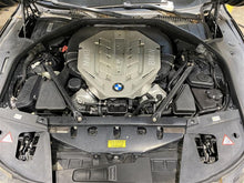 Load image into Gallery viewer, CROSSMEMBER / K-FRAME 740i 740il 750 HYBRID 750i 750il 750LI 09-12 - 1131778
