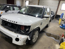 Load image into Gallery viewer, Center Pillar Cut Land Rover LR3 LR4 2005 05 2006 06 2007 07 08 09 10 11 Left - 1131896
