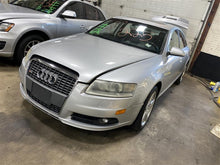 Load image into Gallery viewer, Center Pillar Cut Audi A6 S6 2005 05 2006 06 2007 07 2008 08 2009 09 10 11 Right - 1132523
