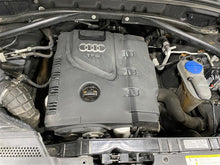 Load image into Gallery viewer, FRONT INTERIOR DOOR TRIM PANEL Audi Q5 2012 12 - 1132122
