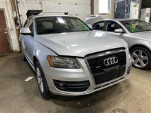 Load image into Gallery viewer, FRONT DOOR Audi Q5 2009 09 2010 10 2011 11 2012 12 Right - 1132637
