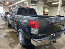 Load image into Gallery viewer, REAR AXLE ASSEMBLY Tundra 07 08 09 10 11 12 13 14 15 16 17 18 - 1133727
