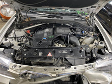 Load image into Gallery viewer, WINDSHIELD WIPER ARM BMW X3 2011 11 - 1134136
