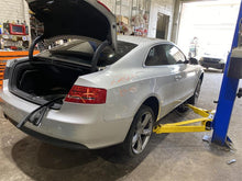 Load image into Gallery viewer, FRONT DRIVER SEAT BELT &amp; RETRACTOR ONLY A5 RS5 S5 2008-2016 - 1133442

