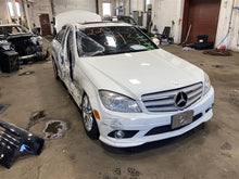 Load image into Gallery viewer, 2009 Mercedes-Benz C300 C350 Floor Shifter - 1134301
