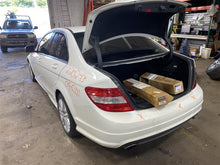 Load image into Gallery viewer, 2009 Mercedes-Benz C300 C350 Floor Shifter - 1134301

