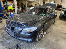 Load image into Gallery viewer, RADIATOR OVERFLOW BOTTLE BMW 528i 12 13 14 15 16 - 1136193

