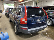 Load image into Gallery viewer, RADIATOR Volvo XC90 2003 03 2004 04 05 06 07 08 09 10 11 - 1136706
