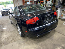 Load image into Gallery viewer, FRONT INTERIOR DOOR TRIM PANEL Audi A4 2006 06 - 1136974
