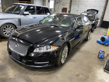 Load image into Gallery viewer, RADIATOR Vanden Pl XF XFR XJ XJL XJR 10 11 12 13 14 15 Left - 1137432
