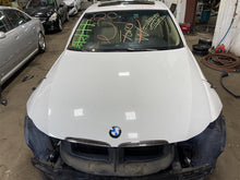 Load image into Gallery viewer, FRONT INTERIOR DOOR TRIM PANEL BMW 335i 2007 07 - 1138319
