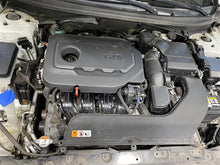 Load image into Gallery viewer, RADIATOR Hyundai Sonata Sonata Hybrid 15 16 17 18 19 - 1138456
