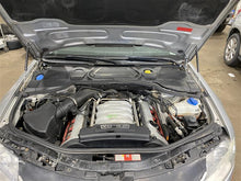 Load image into Gallery viewer, Floor Shifter Audi A8 2006 06 - 1138722
