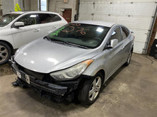 Load image into Gallery viewer, FRONT KNEE Hyundai Elantra 2011 11 2012 12 Left - 1138934
