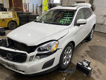 Load image into Gallery viewer, FRONT DRIVER SEAT BELT &amp; RETRACTOR ONLY S60 XC60 10 11 12 - 1139470
